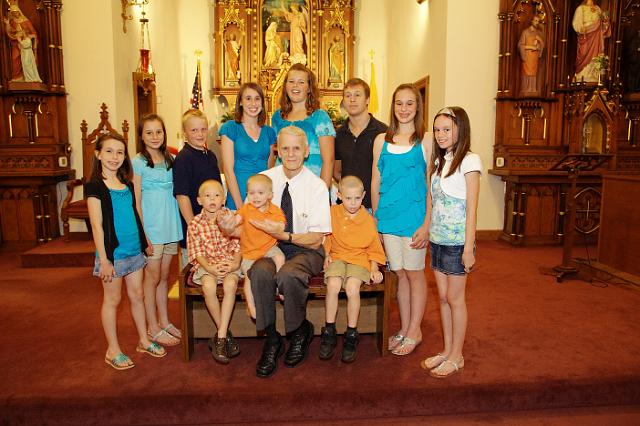 14-LarsonFamily.jpg - IMG_4742