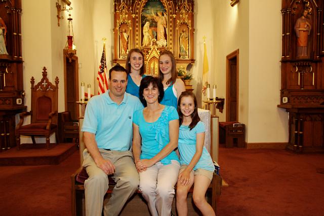 26-LarsonFamily.jpg - IMG_4765