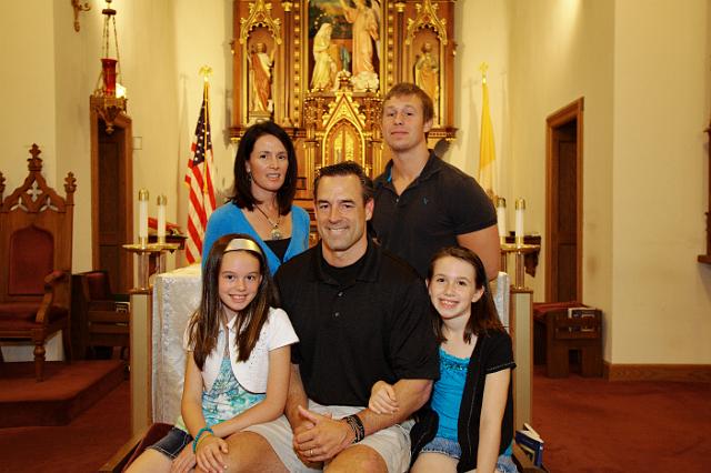 31-LarsonFamily.jpg - IMG_4777